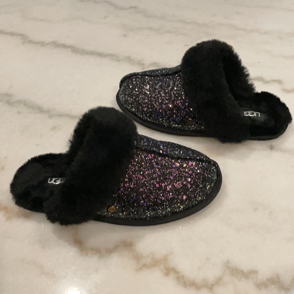 UGG Scuffette II - Picture 4 of 7